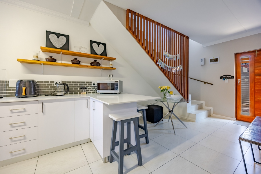 4 Bedroom Property for Sale in Belgravia Western Cape